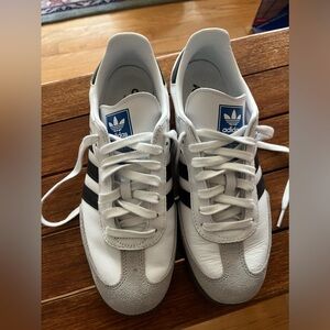 Adidas Sambas